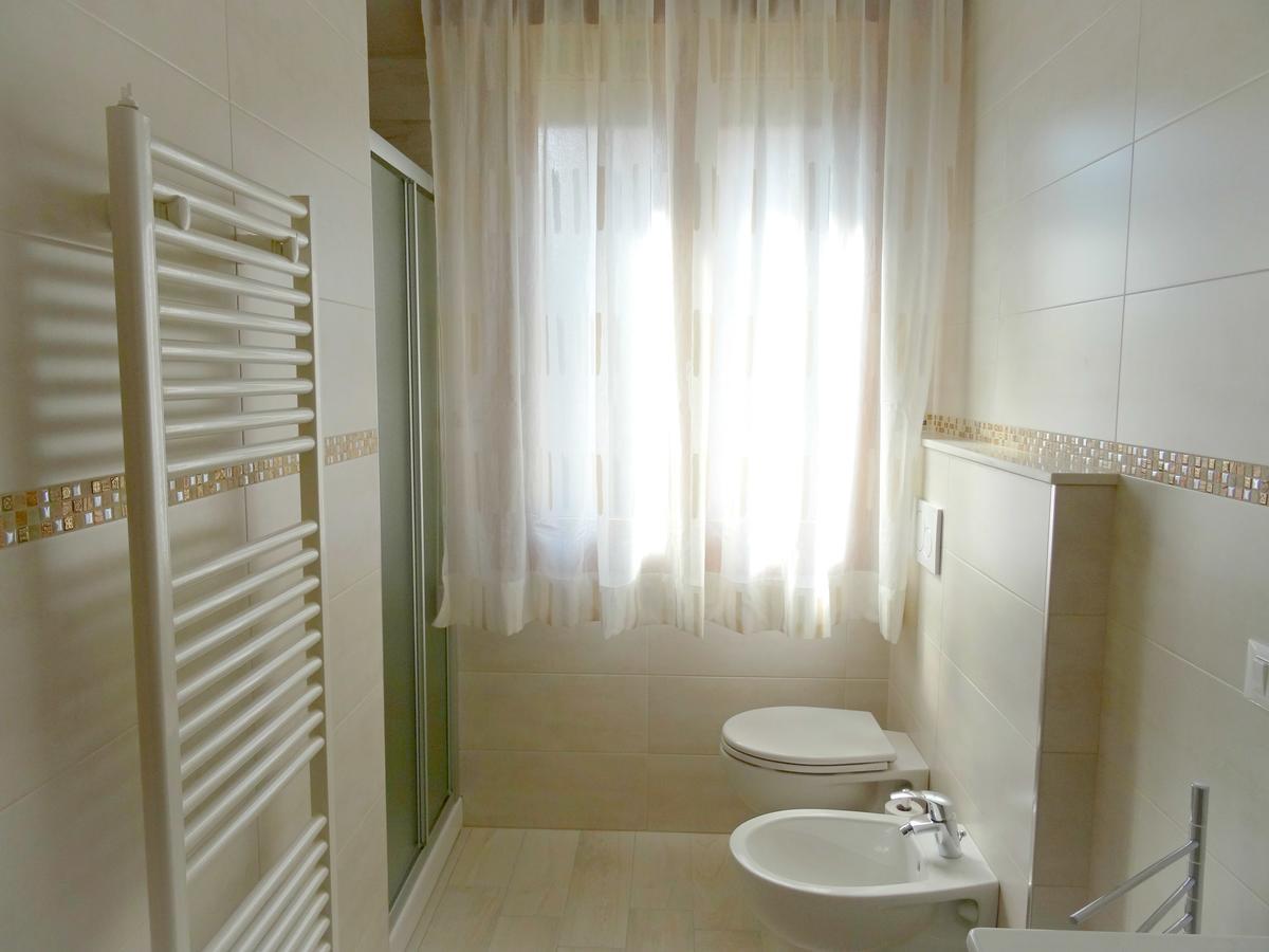 הוילה סוטומרינה Palazzina Del Sole מראה חיצוני תמונה