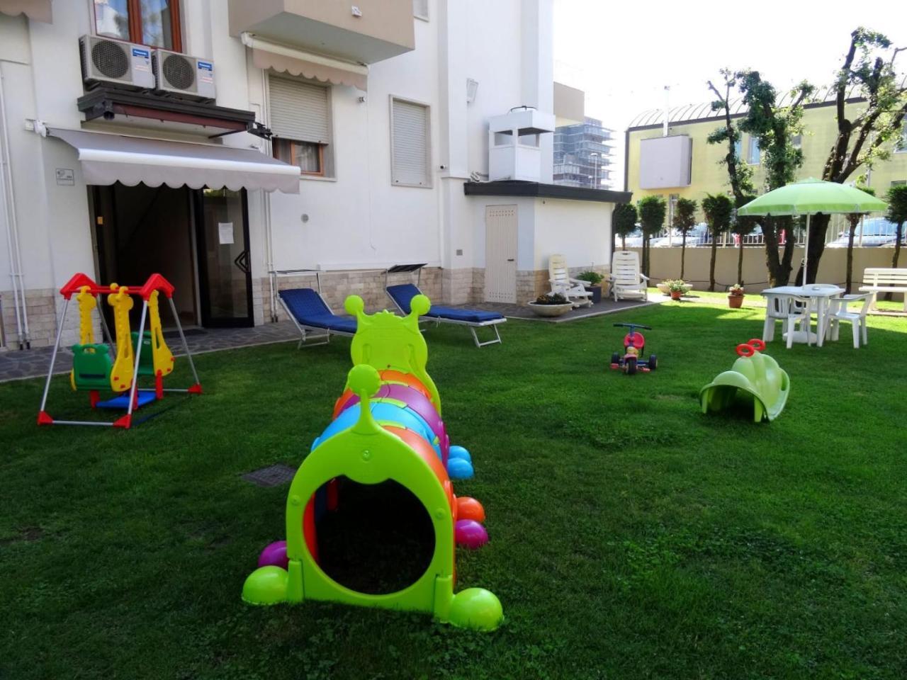הוילה סוטומרינה Palazzina Del Sole מראה חיצוני תמונה